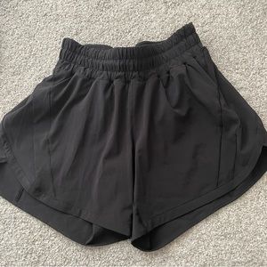 Lululemon Track That Short 5 inches